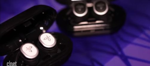 Jaybird Run joins the Freedom 2 to round out the company's sport headline lineup. (via CNET/Youtube)