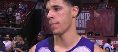 Lonzo Ball lighting up the Lakers - NBA.com channel/ Youtube