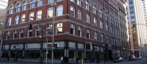 Peyton Building in Spokane, Washington. Photo via Wikimedia Commons https://upload.wikimedia.org/wikipedia/commons/a/a6/Peyton_Building.JPG