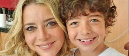 Sammu-Ramat com seu filho Labash-Marduk (Foto: Reprodu&ccedil;&atilde;o/Instagram)