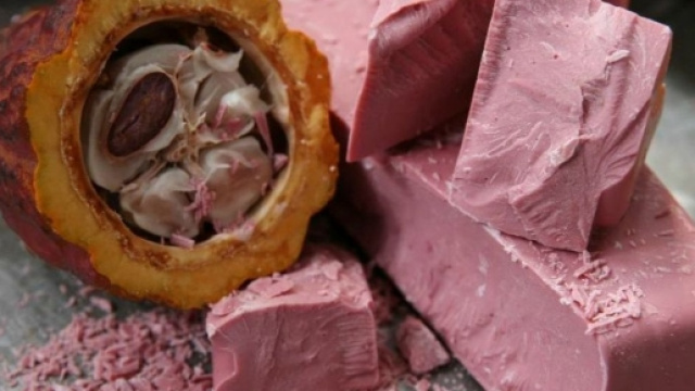 Il cioccolato rosa &egrave; si ottiene senza coloranti