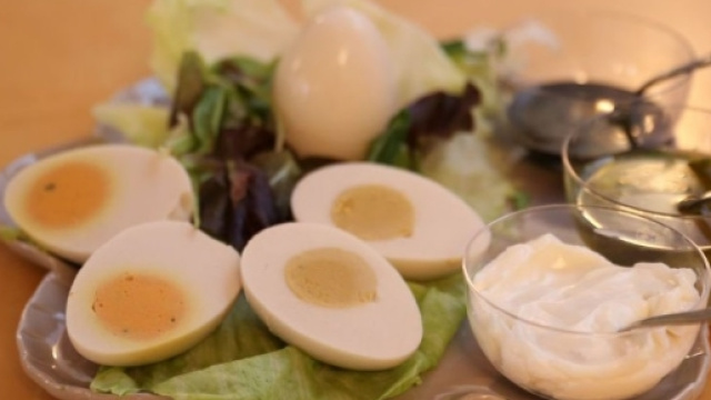 Quattro studentesse di Udine hanno inventato l'uovo sodo vegano