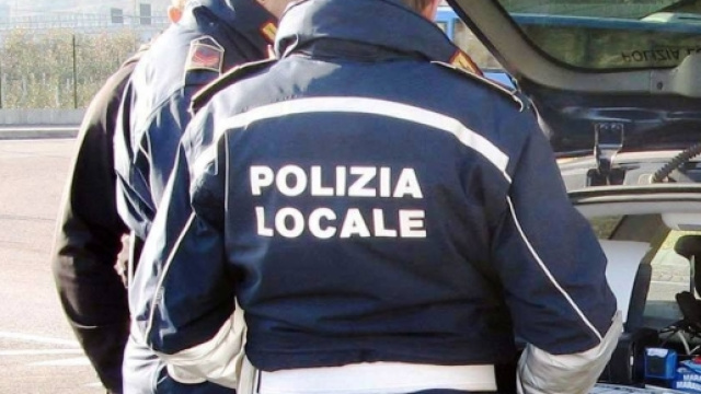 Roma: tentato stupro sulla scalinata del Campidoglio a ragazza ... - velvetnews.it