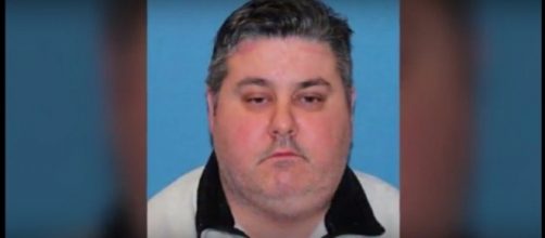 Former Rikers Island jail guard Brian Coll. (Image from Wochit News/Youtube)