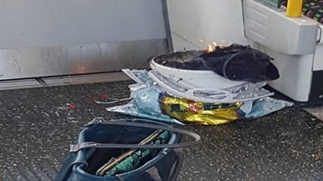 Fonte: http://www.corriere.it/esteri/17_settembre_15/espolsione-metropolitana-londr