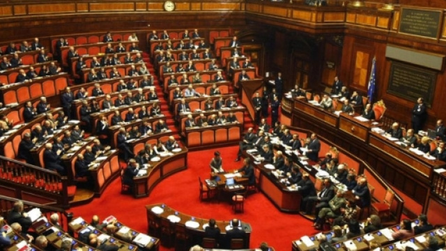 La necessit&agrave; di rinascita della politica giovanile - leggiecrea - leggiecrea.it