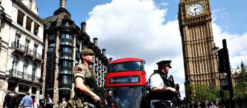 Atentado en M&aacute;nchester | El Reino Unido sube el nivel de alerta a ... - rtve.es