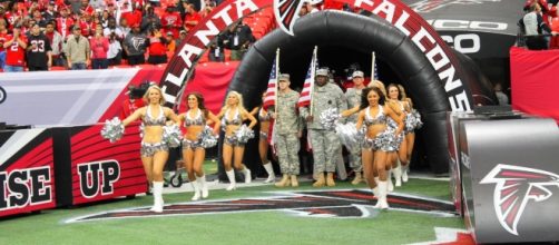 The Falcons will take on the team they defeated in last season's NFC Championship Game, the Packers. Image source: Wikimedia Commons