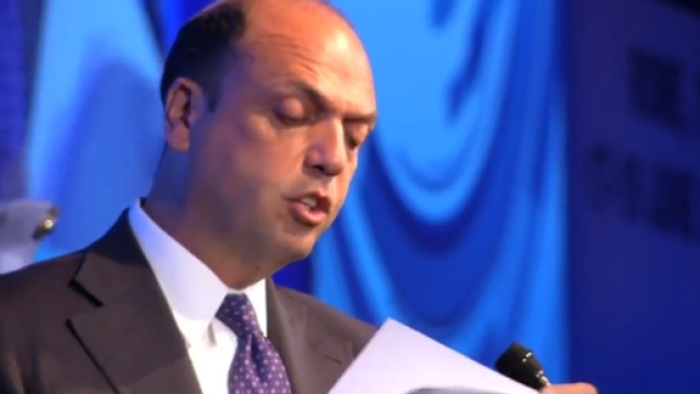 Angelino Alfano, ministro degli Affari esteri