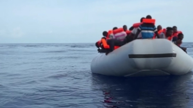 Migranti soccorsi dalla Guardia costiera