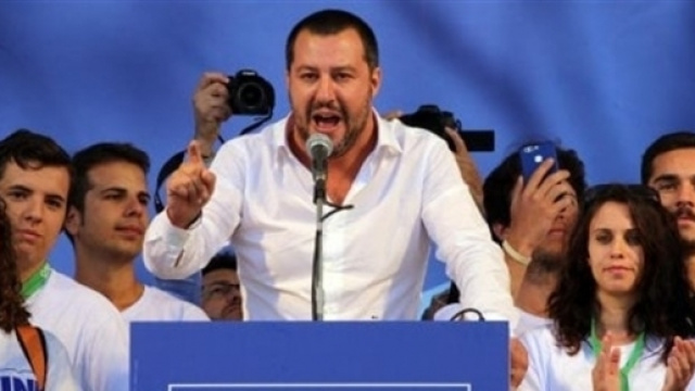 Matteo Salvini durante il suo intervento a Pontida 2017 (fonte: ansa)