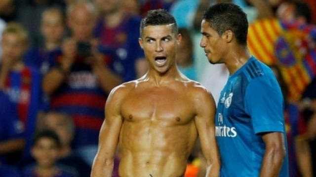 Real Madrid&nbsp;: Un " petit joueur " se paie Ronaldo&nbsp;!