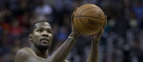 Kevin Durant left the Thunder and signed with the Warriors last season -- Keith Allison via WikiCommons