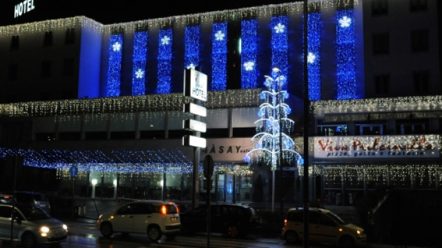 Luminarie natalizie per centri commerciali