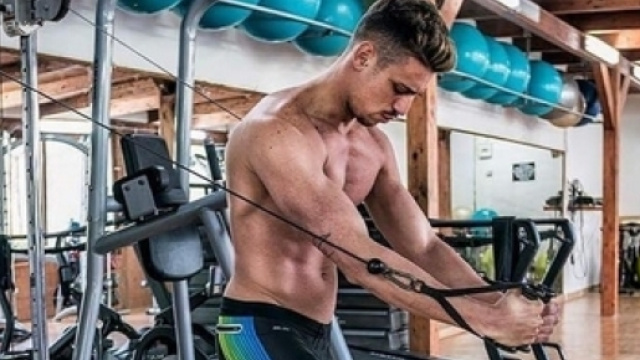 Uomini e Donne : Mattia Marciano anei guai?