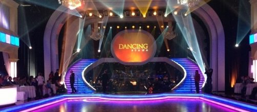 'Dancing With the Stars' - Honeyking via Wikimedia Commons