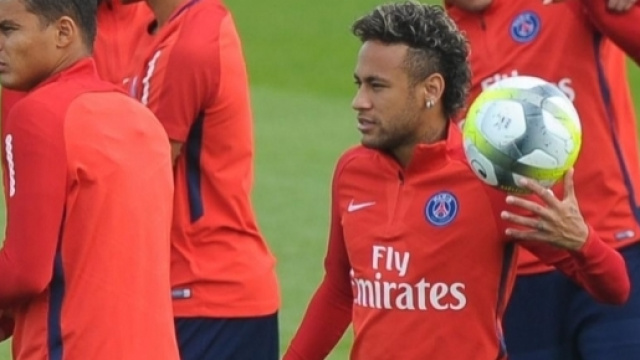 Verratti, Neymar, Dani Alves : Thiago Silva raconte son &eacute;t&eacute; mouvement&eacute; - madeinfoot.com