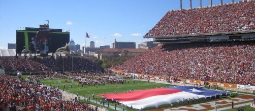 The stadium needs more defense. SurelyItsJohn via Wikimedia Commons