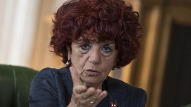 La ministra dell'Istruzione Valeria Fedeli
