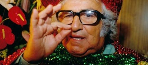 Chacrinha faleceu de infarto e insufici&ecirc;ncia devido ao c&acirc;ncer do pulm&atilde;o