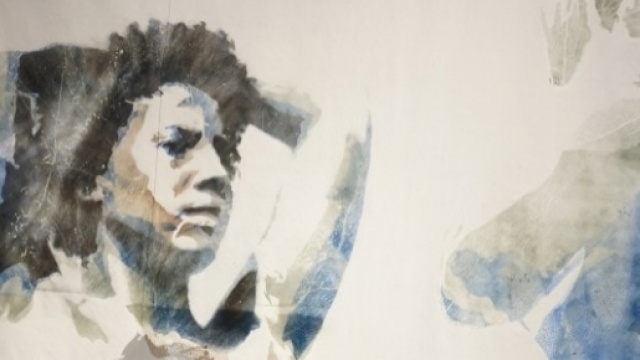 Asher Mains, uno degli artisti che espone al padiglione di Grenada