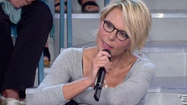Uomini e donne: polemiche sul programma