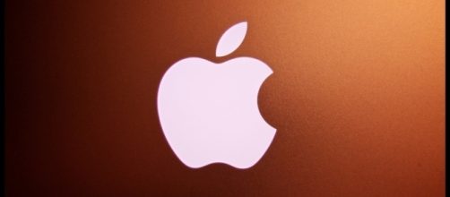 iPhone X late release negatively affecting iPhone 8 and iPhone 8 Plus preorders / Photo via Paul Hudson, Flickr