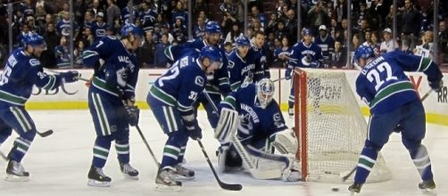 The Vancouver Canucks (Wikimedia Commons/Orlandkurtenbach)