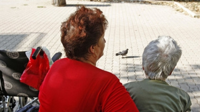 Colf, badanti e babysitter, le ultime novit&agrave; e tutti i diritti del lavoratore