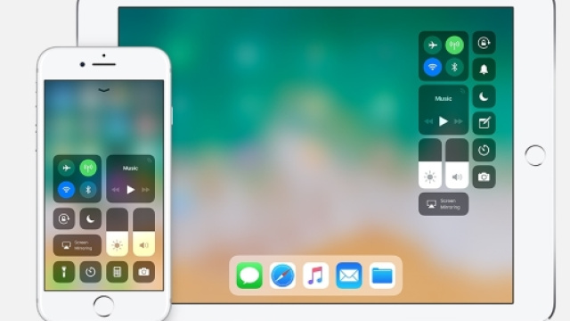 Come usare e personalizzare il Centro di Controllo su iPhone, iPad ... - apple.com