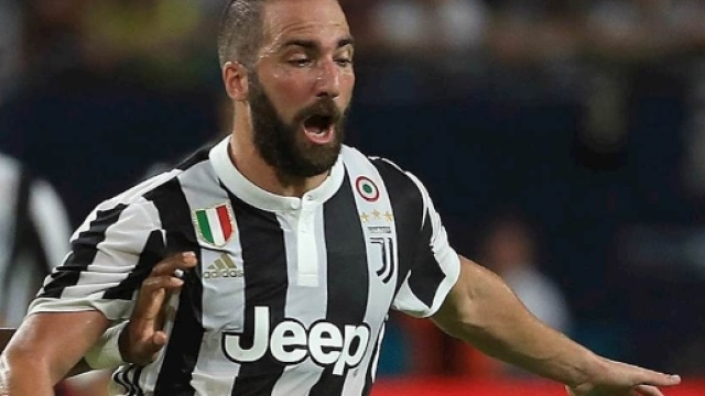 Juve, Higuain al PSG? Ecco la situazione