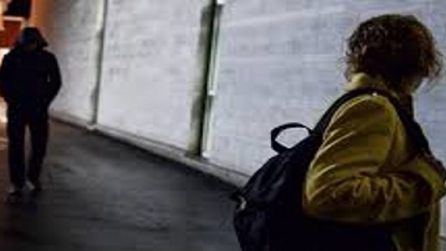 Lo stalker segue la sua vittima