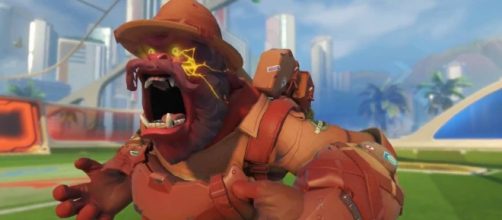 'Overwatch' hero Winston. (image source: YouTube/Carlos Ramirez)