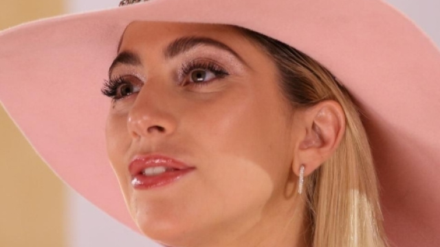 Lady Gaga gravement malade et annule 18 concerts