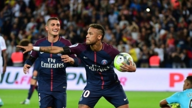 Neymar r&eacute;gale, le PSG cartonne ! (analyse et notes) - madeinfoot.com