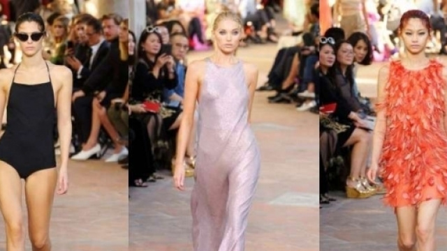 Sfilata Alberta Ferretti S/S 2018 Rotonda della Besana.