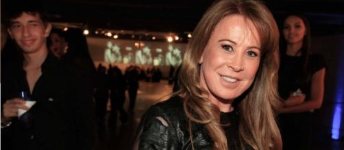 Zilu Camargo apresenta novo namorado e se declara: 'Solid&atilde;o nunca mais'