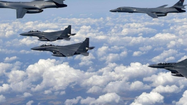 Bombardieri Usa nei cieli della Corea. Per esercitazione - avvenire.it