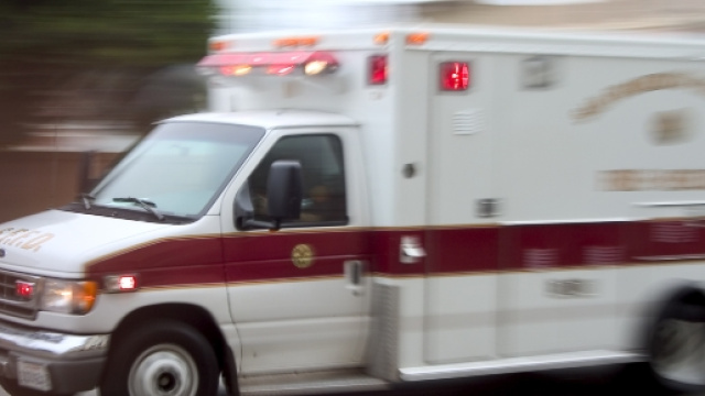 Dramma per una donna che ha trovato i suoi 3 gemellini morti nel sonno