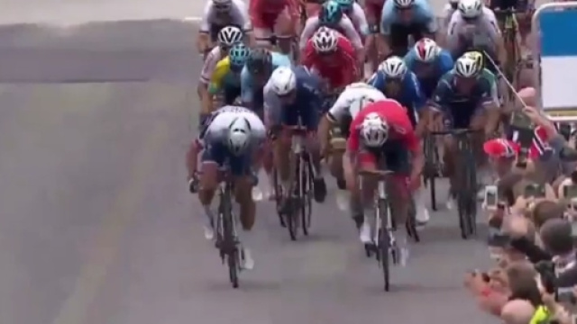 La volata tra Peter Sagan e Alexander Kristoff