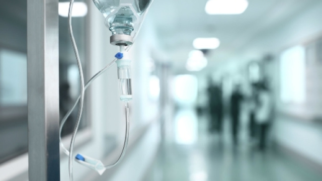 Nocera Inferiore: choc in corsia per la caduta di un'infermiera che ha causato lo schiacciamento di un neonato