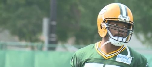 Ahmad Brooks comes off concussion protocol to play big role in Packers win- Photo: NFL / YouTube