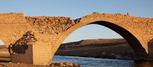 Puente Medieval Pantano de Aguilar de Campoo | Puente mediev&hellip; | Flickr - flickr.com
