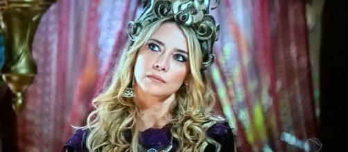 Sammu fica preocupada (Foto: Reprodu&ccedil;&atilde;o/Record TV)