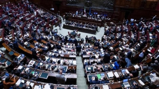 Grillo riaprir&agrave; il voto sulla legge elettorale. Alla Camera il ... - lastampa.it