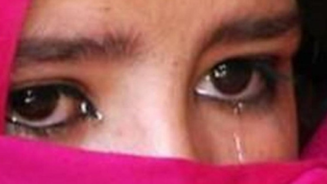 Marocco, grazie a Facebook la Polizia interrompe il matrimonio di una sposa bambina
