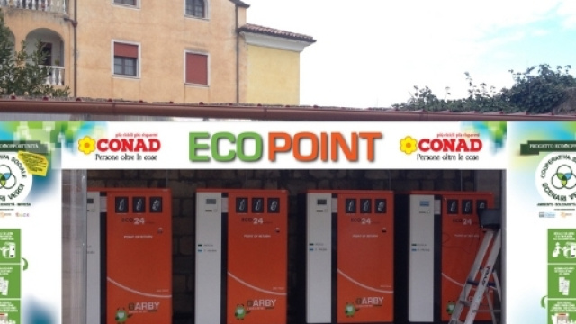 Rifiuti, ecco gli ecocompattatori - Cronaca - la Nuova Sardegna - lanuovasardegna.it