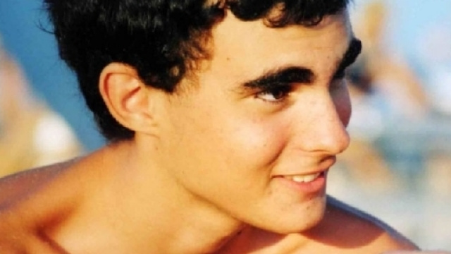 UN RAGAZZO CHIAMATO FEDERICO | Fuoriradio - fuoriradio.com