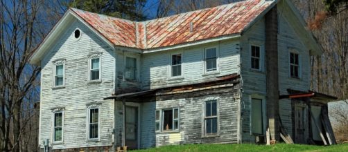 A fixer upper (Photo Credit: Nicholas A. Tonelli via Wikimedia Commons)