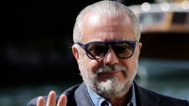 Calciomercato Napoli Cavani Milik - ultimouomo.com